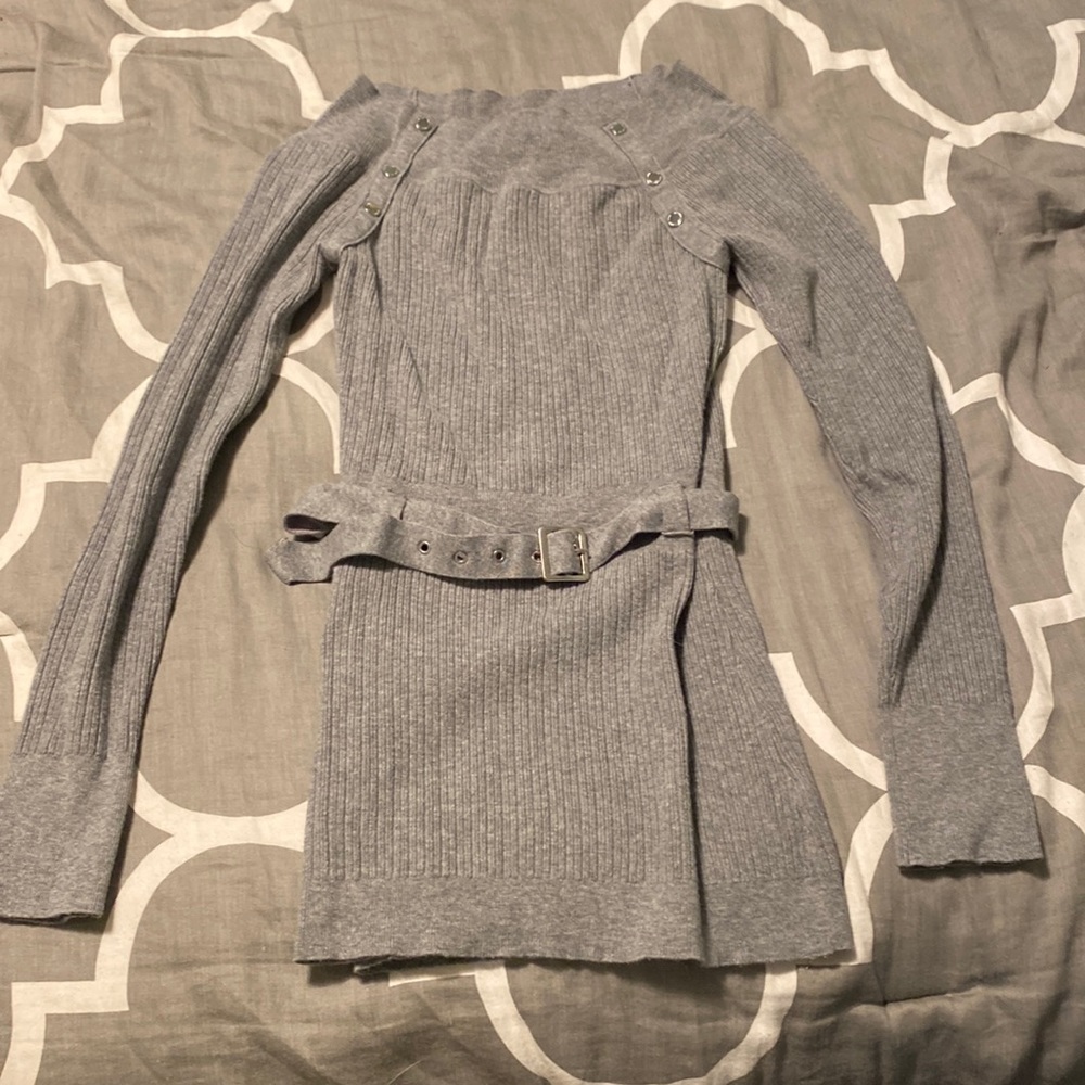White House Black Market Size XS Grey Long Sleeve Sweater with Belt